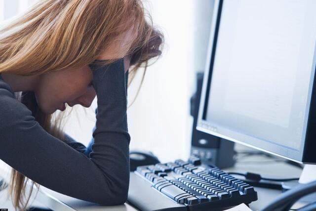 Természetes szerekkel a stressz ellen A legfőbb stresszfaktor a munkahely. Hogy kiküszöböld a mindennapos stresszt az életedből, használd ezeket a természetes szereket: