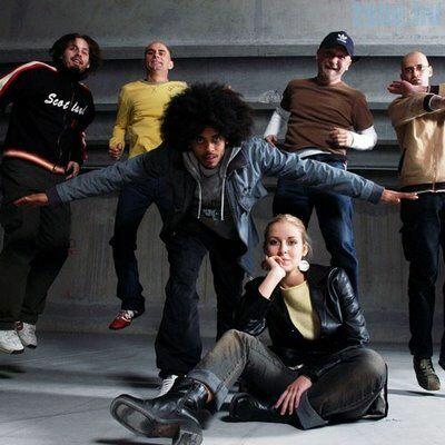 Így még sosem láthatta a kivándorló magyarokat Az Anima Sound System legújabb szerzeménye lett a Menjek/Maradjak című, emigrációval foglalkozó dokumentumfilm londoni epizódjának főcímdala, melyhez a budapesti elektropop formáció már klipet is forgatott.