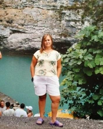 Ő akarta és meg is csinálta! Íme, a tiszta étkezés és testmozgás eredménye! Fantasztikus! Íme, egy szuper motiváció ettől a fiatal hölgytől, aki elhatározta, hogy változtat az életén, nem lesz többé túlsúlyos! A kezdeti lelkesedése nem veszett el, kitartóan edzett és egészségesen étkezett és ennek eredményeként el is érte a célját. Nézd meg Te