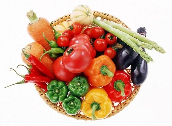 Az egészséget igazán védő étrendnek nem napi öt, hanem napi tíz, de legalább hét adag zöldséget-gyümölcsöt kellene tartalmaznia – derült ki egy új vizsgálatból.