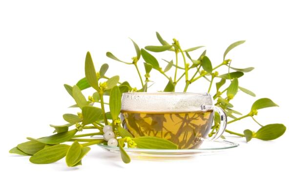 A 3 leghatékonyabb tea magas vérnyomás ellen a hibiszkusz-, zöld- és fagyöngytea. Használd ezeket!