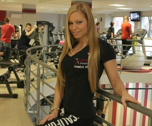 11 dögös magyar fitnesz modell Fiatalok, szépek, bomba jó alakjuk van, emellett még magyarok is. 11 dögös fitnesz modell, akik mindannyiunk számára példaképek lehetnek, és azok is.