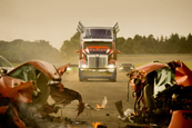 Tovább a bejegyzéshez Befutott az első látványos előzetes az új Transformers filmről
