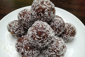 Tovább a bejegyzéshez Proteines kókuszgolyó recept